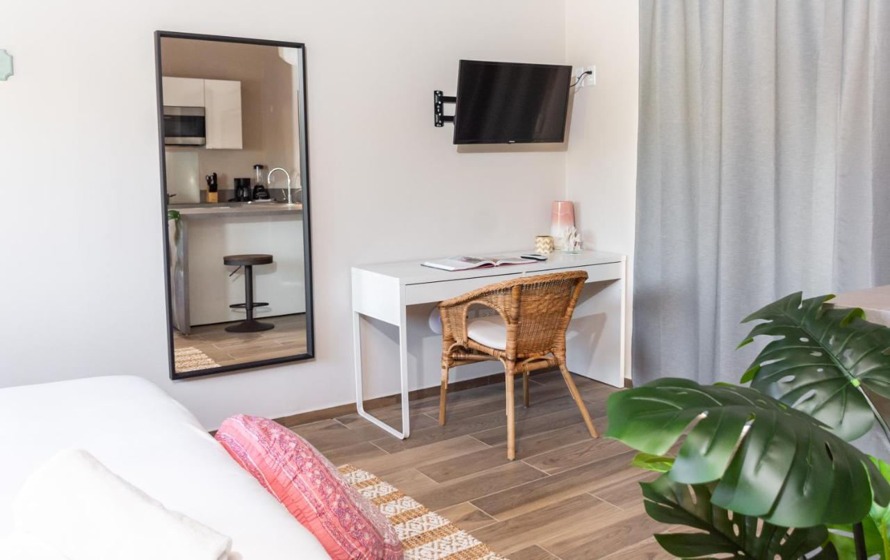Tradewinds Apartments סימפסון ביי מראה חיצוני תמונה