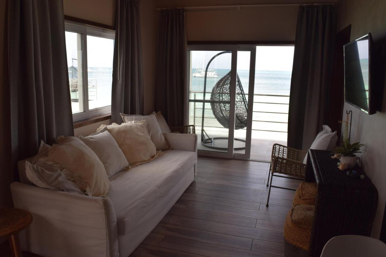 Tradewinds Apartments סימפסון ביי מראה חיצוני תמונה